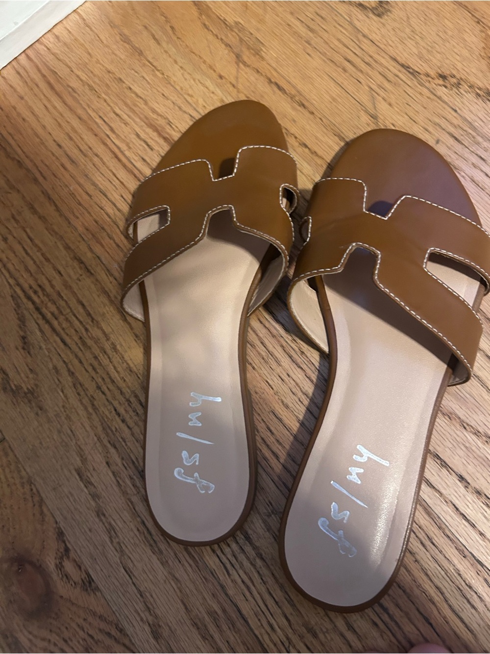 Women’s Open-Toe Slide Sandals in Brown